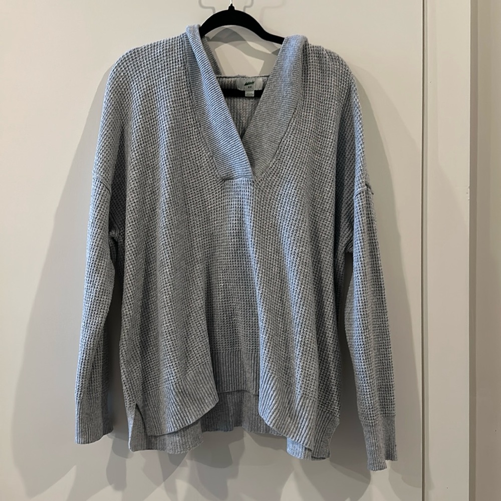 Aerie size m grey hoodie